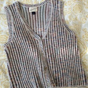 Space dye knit vest